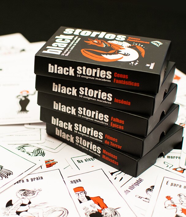 Jogo de Cartas Black Stories (Filmes de Terror) - Galápagos Jogos em  Promoção na Americanas